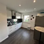 Stielvolle Etagenwohnung In Bester Lage * Rodenbach (Main-Kinzig)