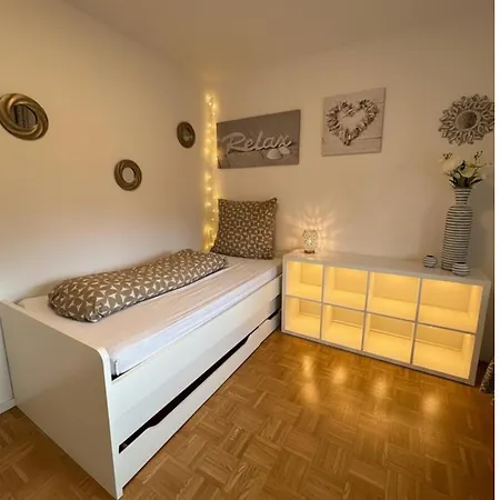 Stielvolle Etagenwohnung In Bester Lage 公寓 *